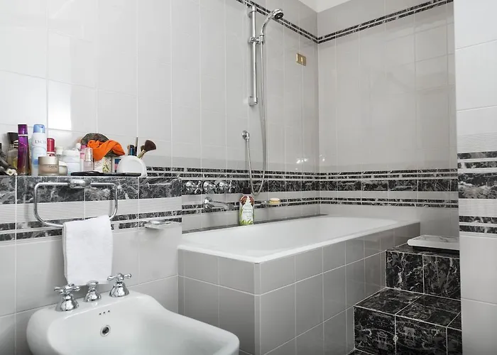 Pinetina Bed & Breakfast Lasnigo