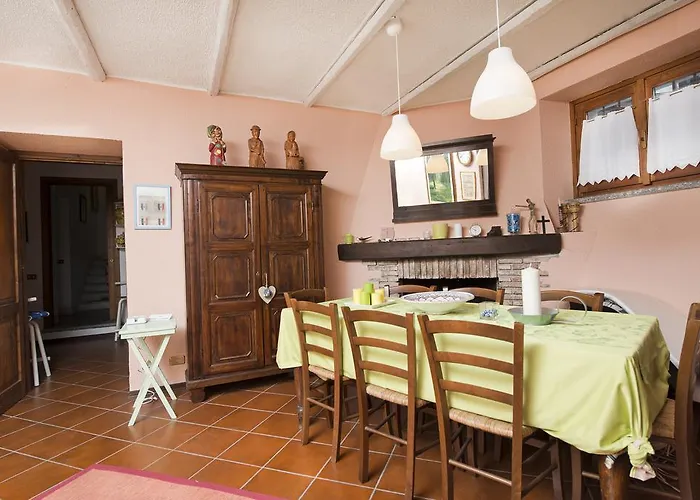 Pinetina Bed & Breakfast *